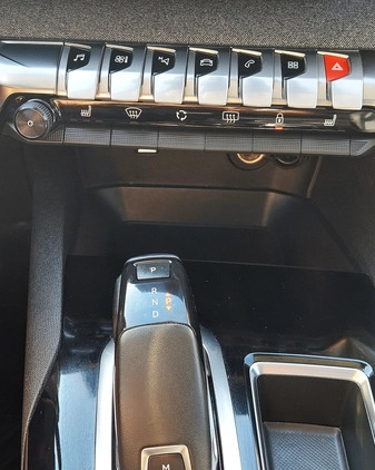 Peugeot 5008 cena 79500 przebieg: 162000, rok produkcji 2019 z Pionki małe 742